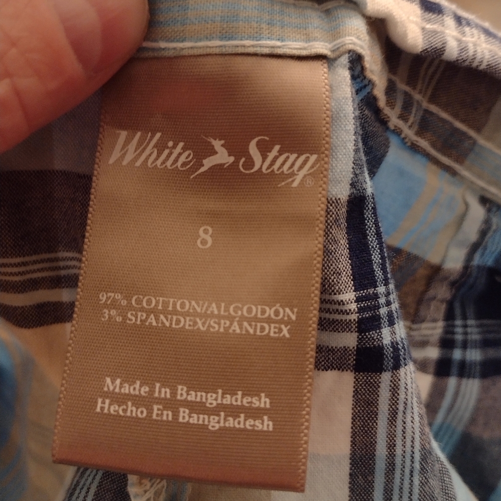 White Stag Blue and Striped With Other Colors Bermuda Shorts Size 8. - Picture 11 of 14